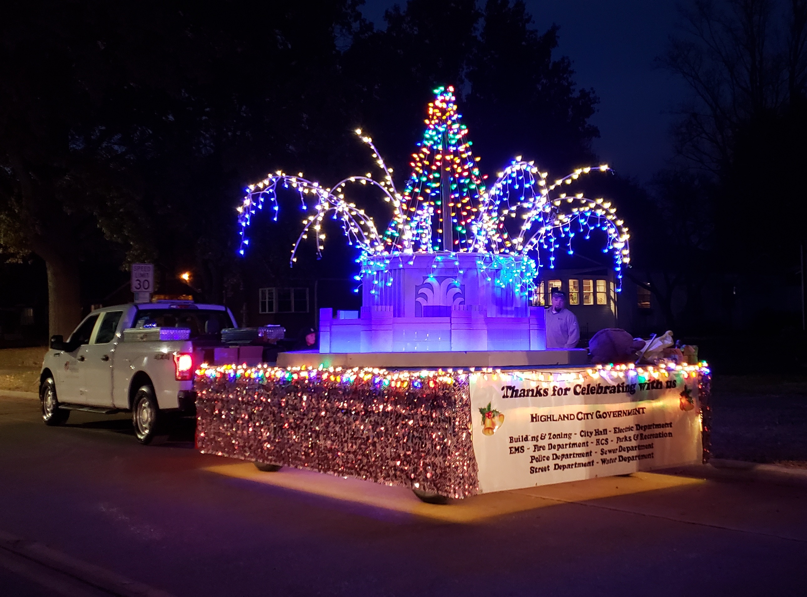 Annual Lighted Christmas Parade - Highland Chamber of Commerce